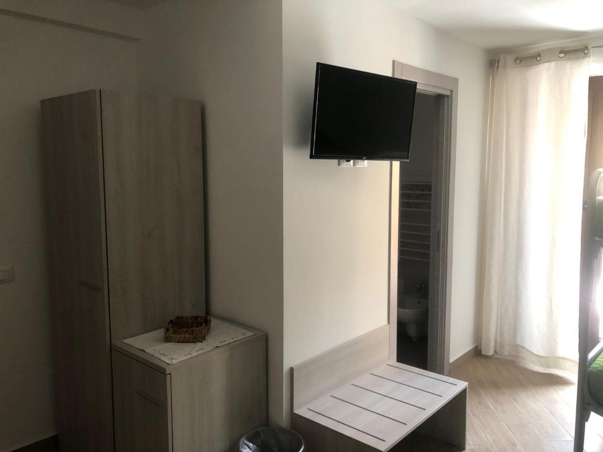 La Casa Del Borgo Bed & Breakfast Петралия Сопрана Екстериор снимка