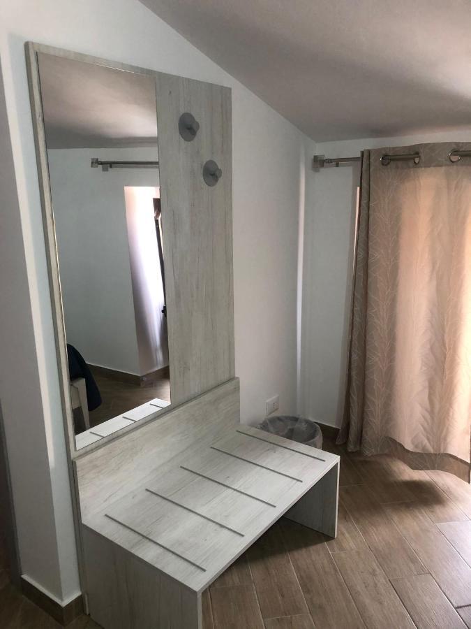 La Casa Del Borgo Bed & Breakfast Петралия Сопрана Екстериор снимка